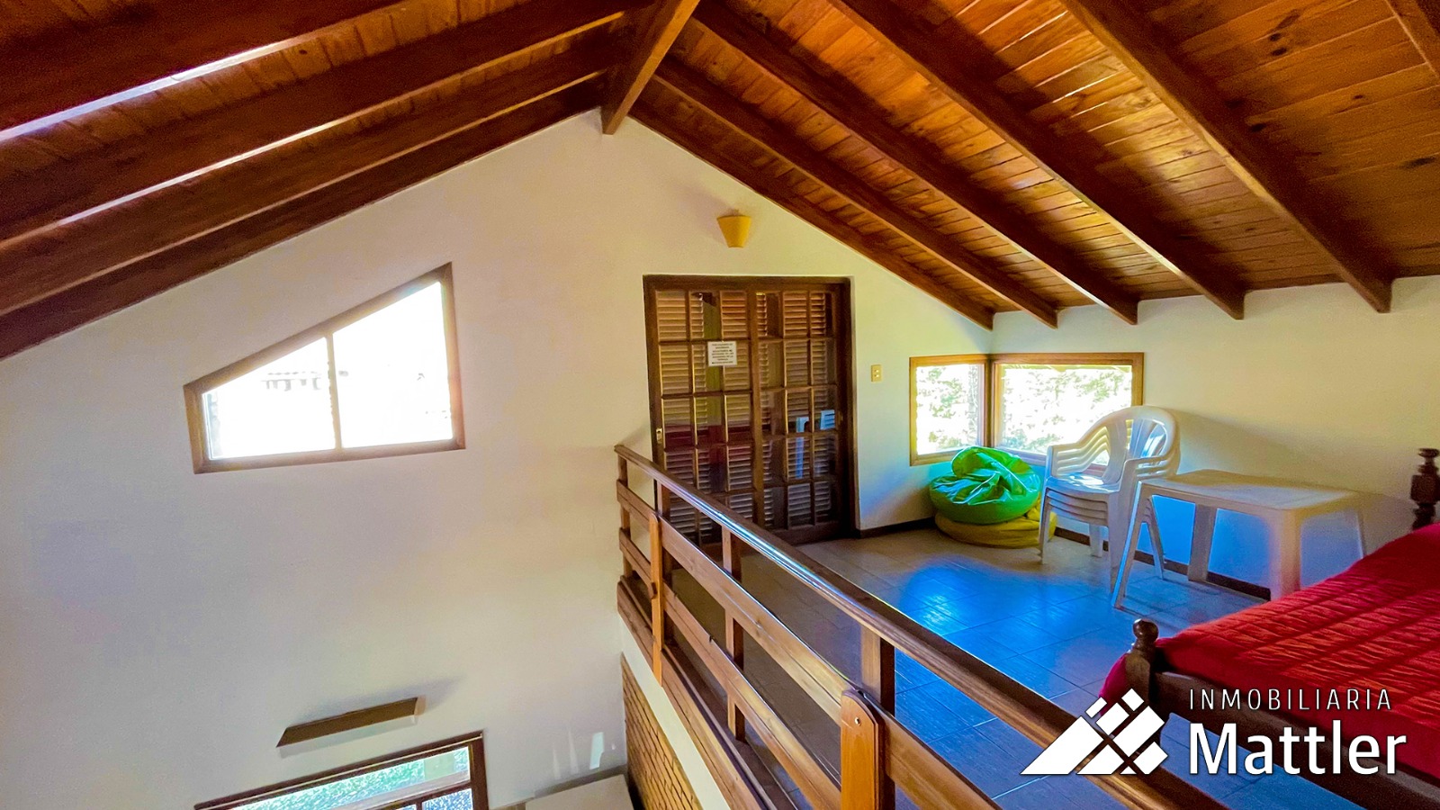 Duplex 5 ambientes en alquiler en el ingreso a Villa General Belgrano.