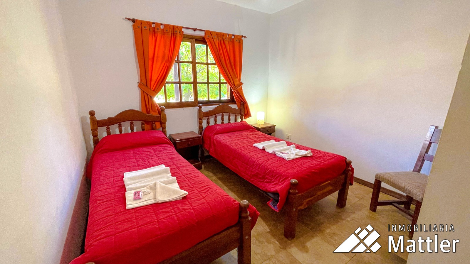 Duplex 5 ambientes en alquiler en el ingreso a Villa General Belgrano.