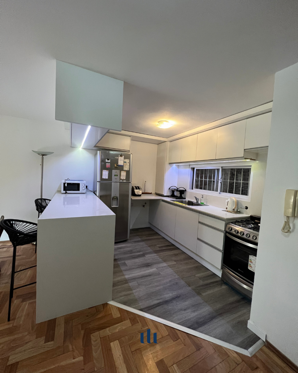 DEPTO DE 2 DORMITORIOS, 2 BAÑOS y BALCÓN. CORAZÓN DE NUEVA CÓRDOBA. EXCELENTE UBICACIÓN