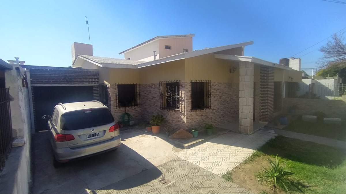 IDEAL RESIDENCIA -MUCHOSSSS AMBIENTES - CAÑERIAS NUEVAS