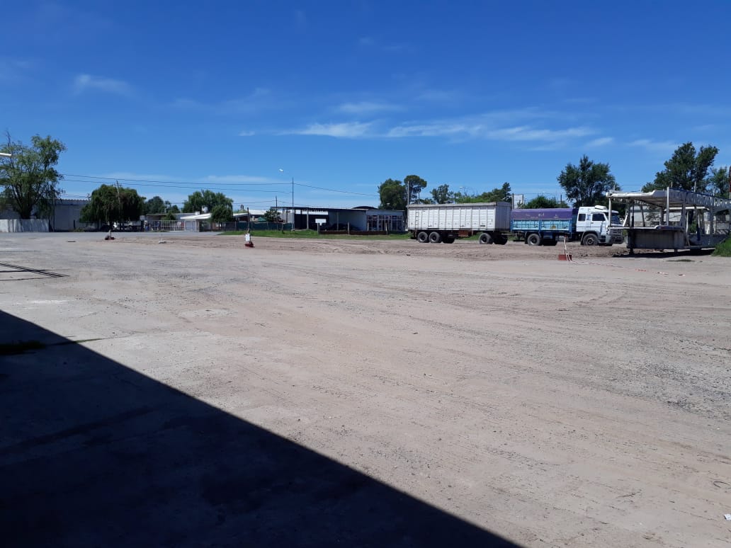 VENTA DE IMPORTANTE PREDIO 4 LOTES CON ESTACION DE SERVICIO SOBRE RUTA NAC N9 465KM, B ENSANCHE OESTE, LEONES , DEPTO MARCOS JUAREZ