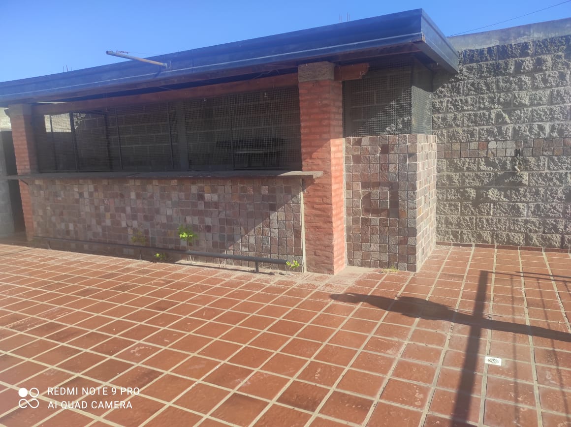 VENTA DE IMPORTANTE PREDIO 4 LOTES CON ESTACION DE SERVICIO SOBRE RUTA NAC N9 465KM, B ENSANCHE OESTE, LEONES , DEPTO MARCOS JUAREZ
