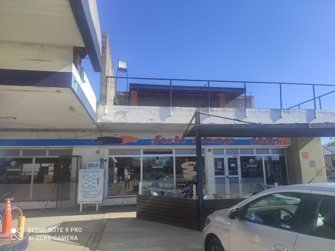 VENTA DE IMPORTANTE PREDIO 4 LOTES CON ESTACION DE SERVICIO SOBRE RUTA NAC N9 465KM, B ENSANCHE OESTE, LEONES , DEPTO MARCOS JUAREZ