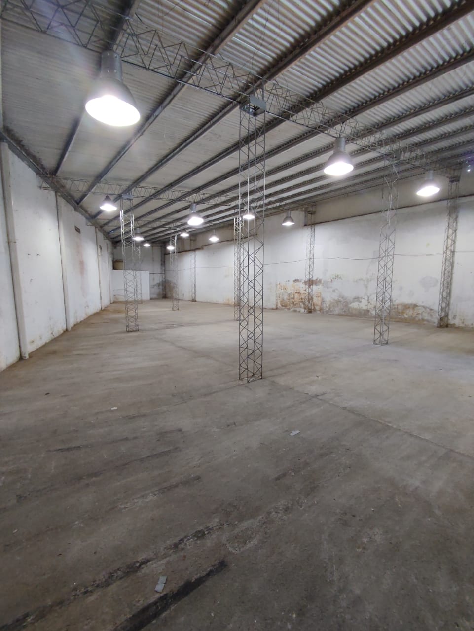 GALPON DEPOSITO EN BARRIO GENERAL PAZ 220M2 UBICACION ESTRATEGICA