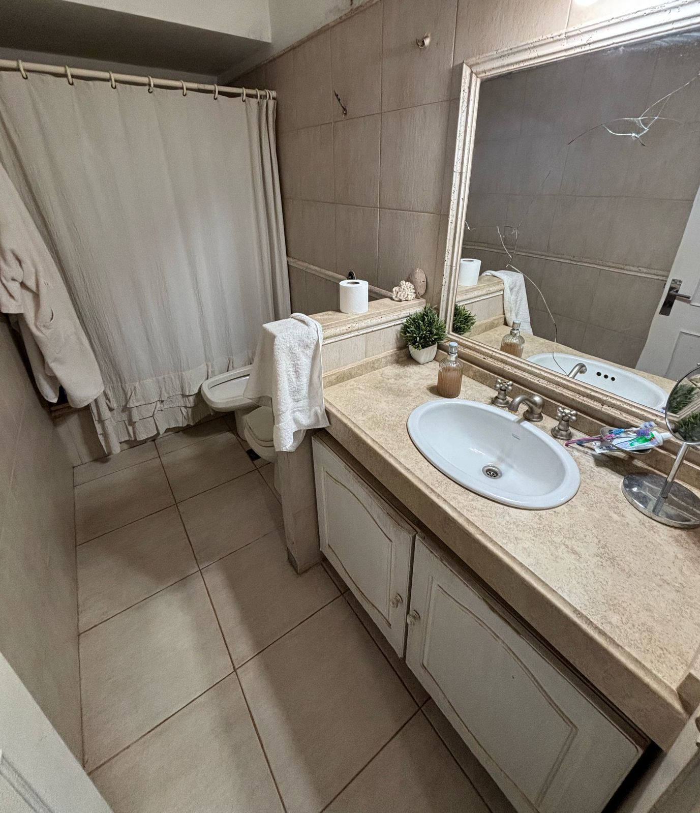 CASA EN VENTA BARRIO RIVERA INDARTE