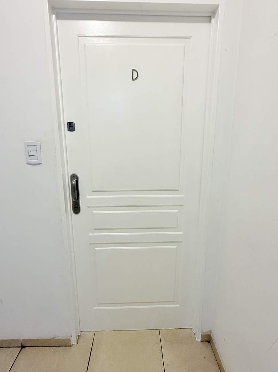 Mirá este Depto en COFICO!! Piso 7mo. Coc Separada. 2 Dorm. BALCON. Sucre 1465.