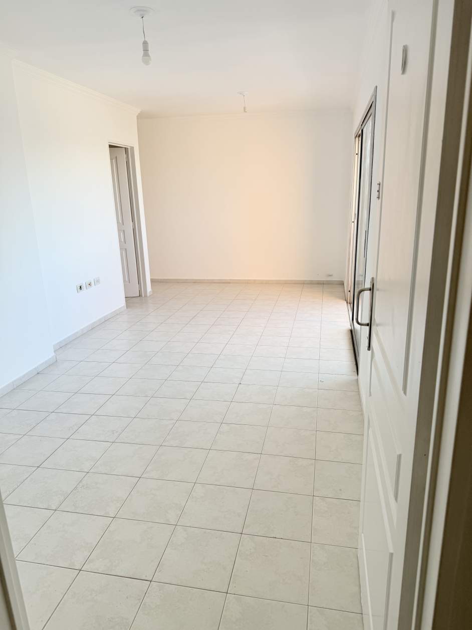 Mirá este Depto en COFICO!! Piso 7mo. Coc Separada. 2 Dorm. BALCON. Sucre 1465.