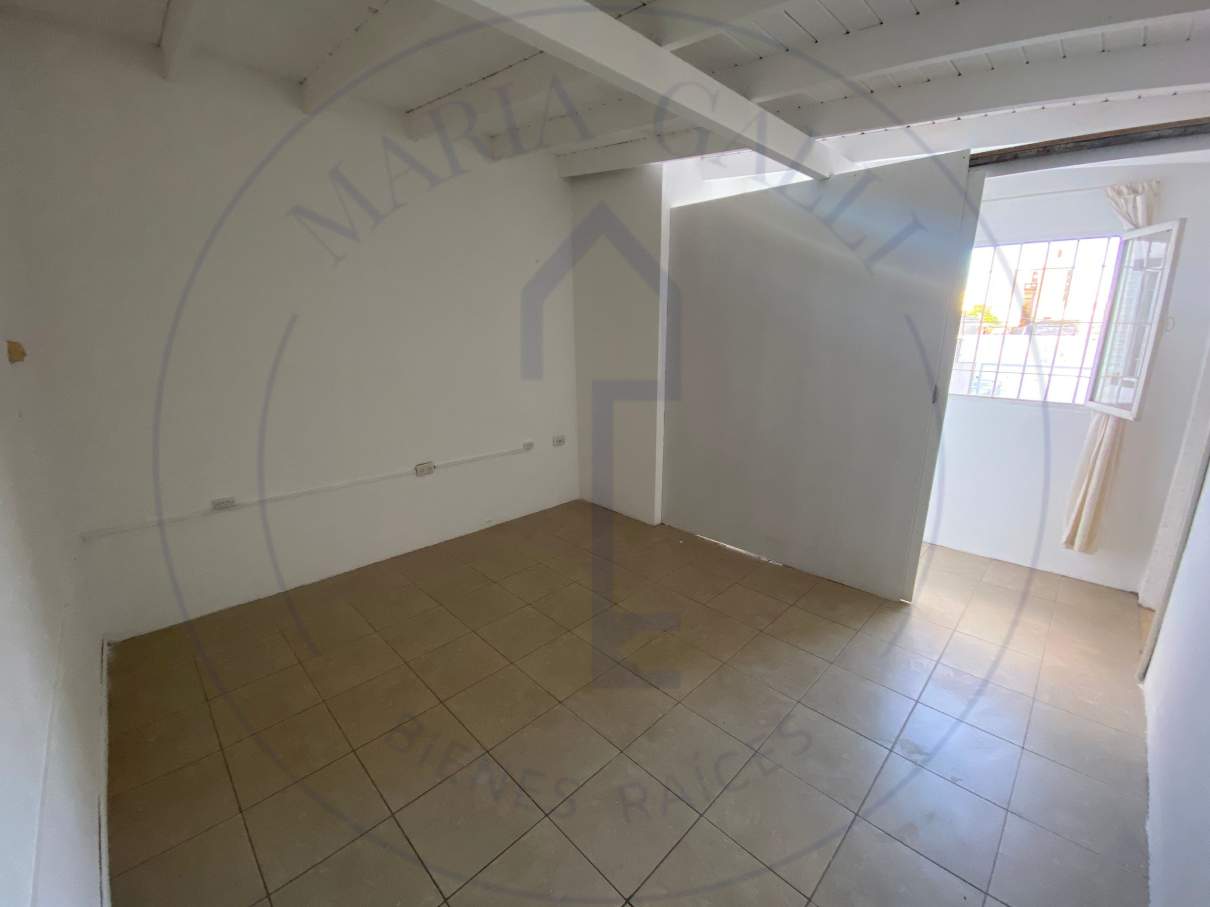 ALQUILER OFICINA O DEPTO ALBERDI