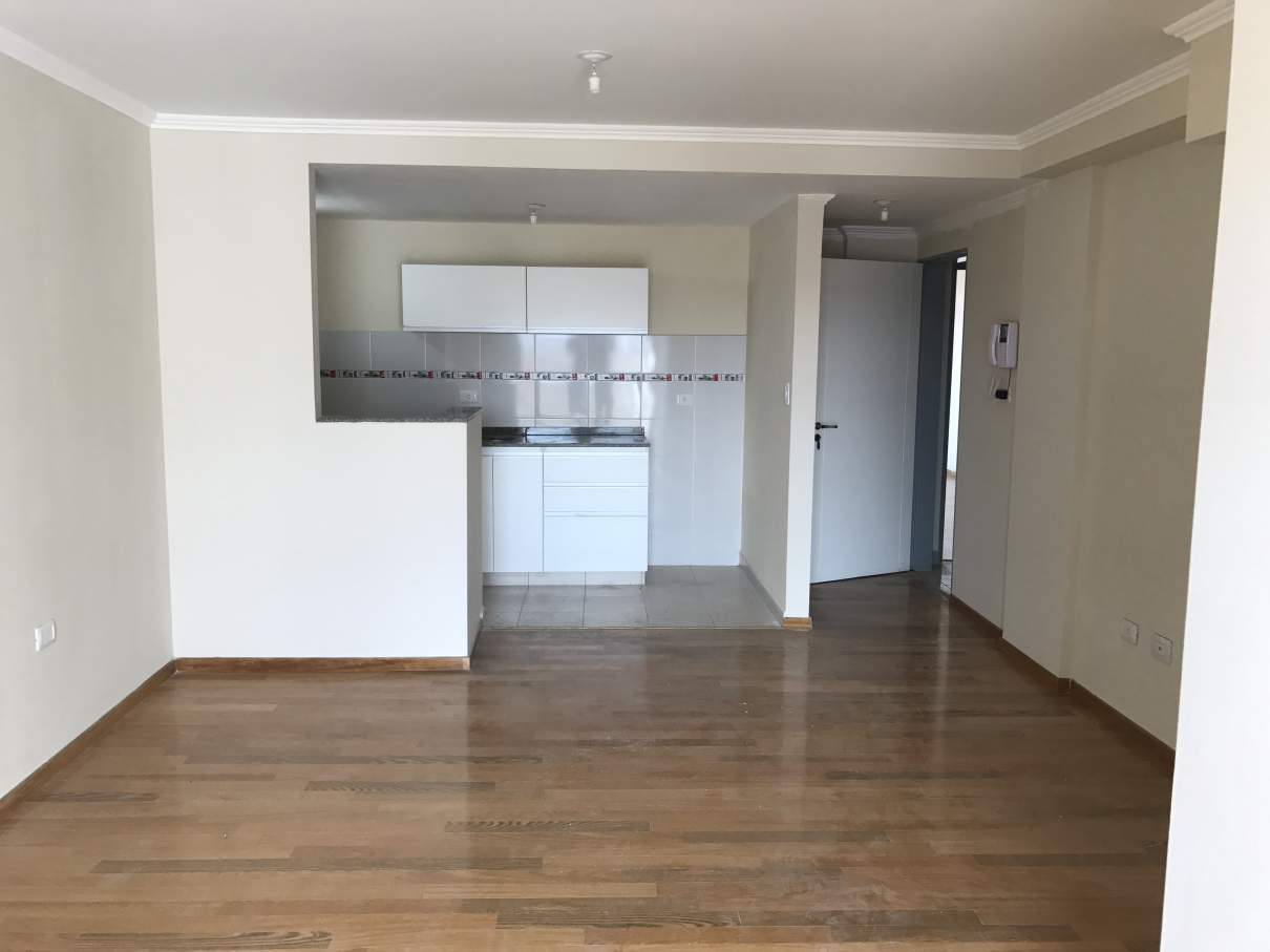Departamento en Alquiler de 1 dormitorio con amplia terraza