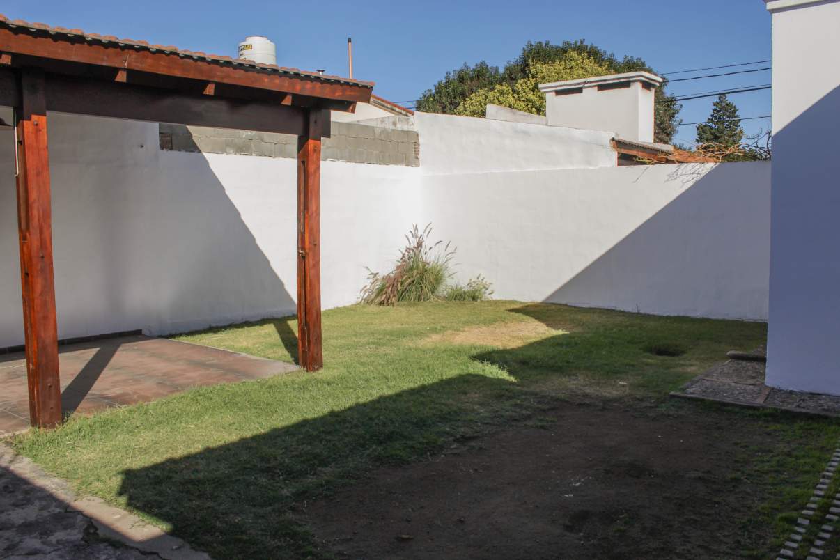 ALQ CASA 2 DORM - B BALCARCE MARIANO - MTS RUTA 20