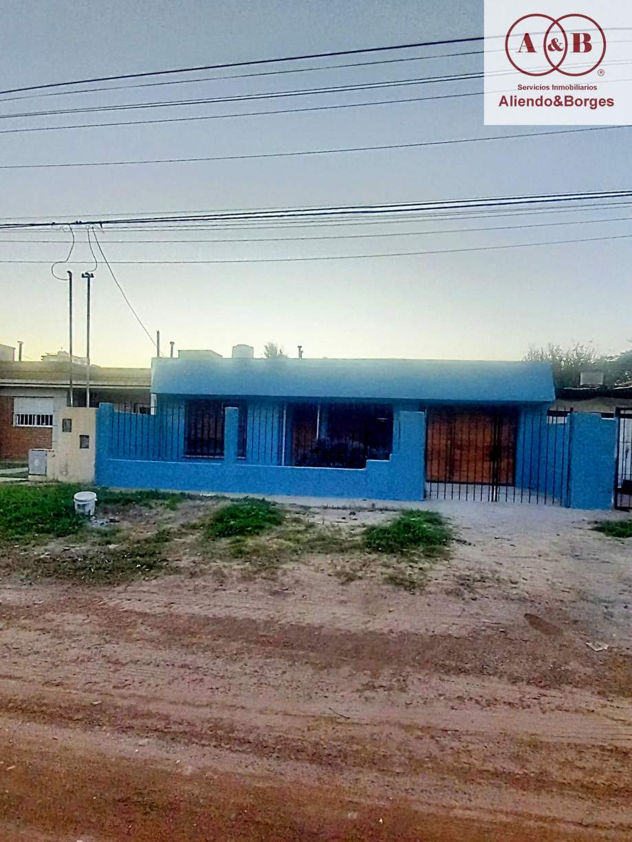 VENDEMOS CASA EN PJE LOS ALERCER 651. BANDA NORTE, RÍO CUARTO, CÓRDOBA