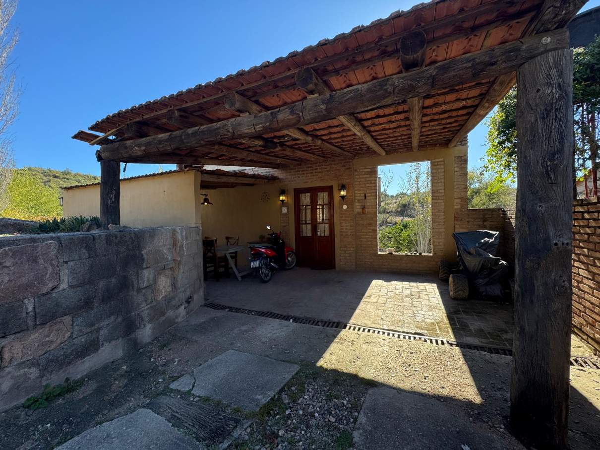 EN VENTA CASA EN VILLA DEL LAGO VILLA CARLOS PAZ