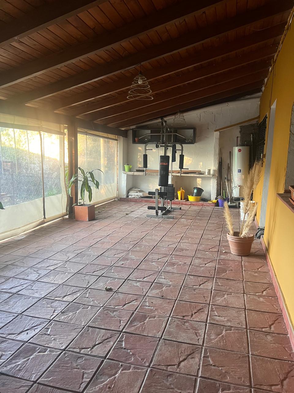 OPORTUNIDAD EN VILLA ALLENDE -  VENTA DE CASA CON DOBLE SALIDA