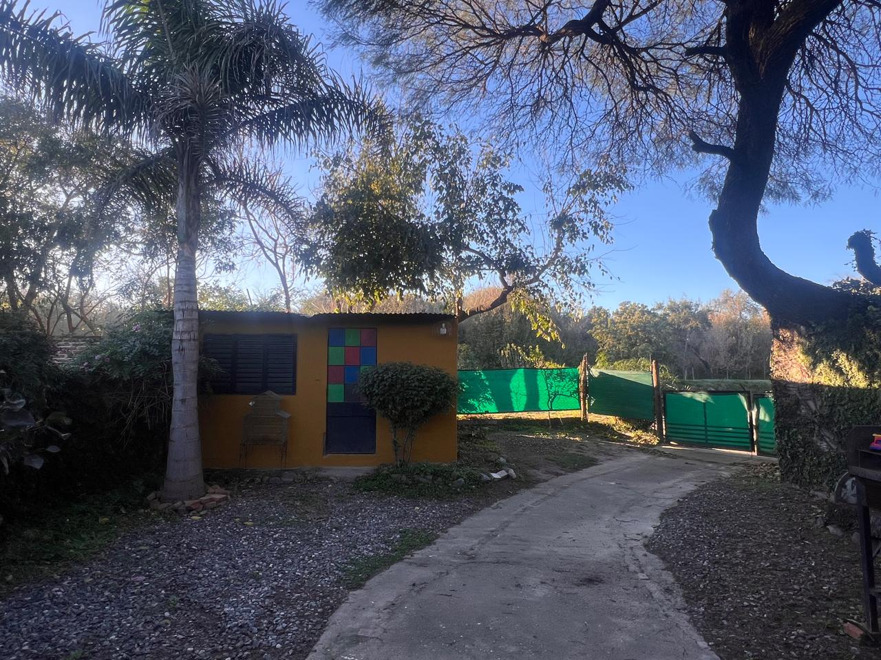 OPORTUNIDAD EN VILLA ALLENDE -  VENTA DE CASA CON DOBLE SALIDA