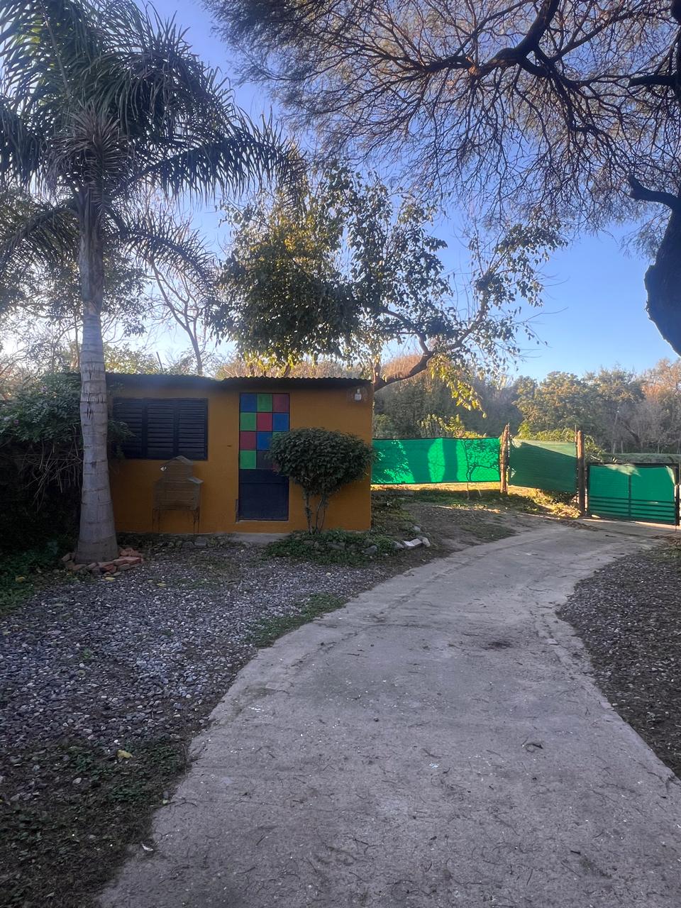 OPORTUNIDAD EN VILLA ALLENDE -  VENTA DE CASA CON DOBLE SALIDA