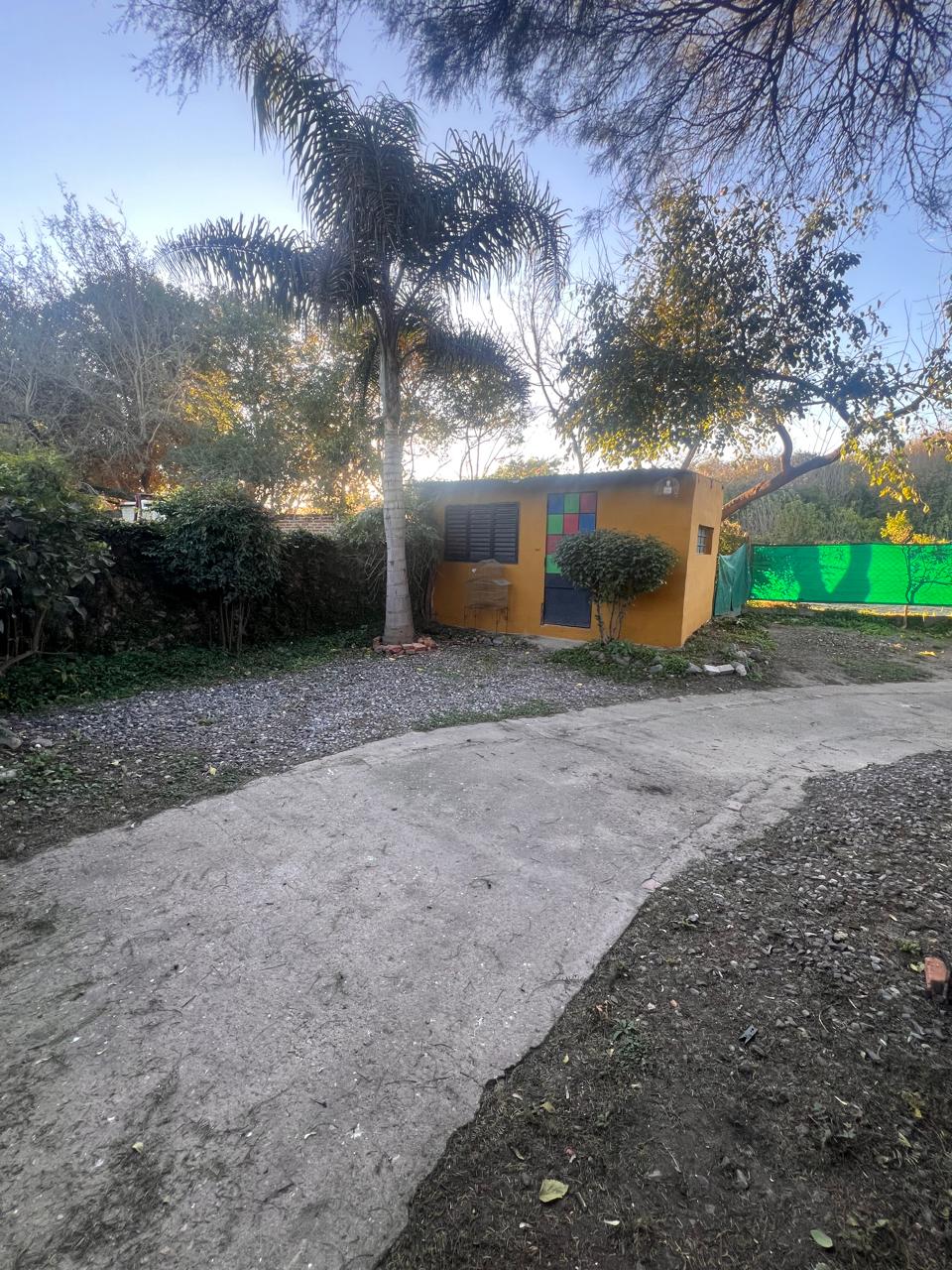 OPORTUNIDAD EN VILLA ALLENDE -  VENTA DE CASA CON DOBLE SALIDA