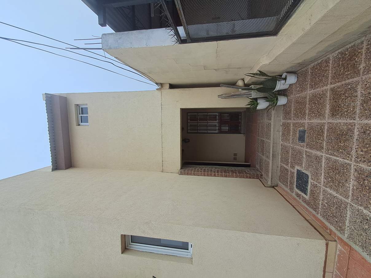 CASA DOS DOR  LOFT 1 DORM - EXCELENTES !!!!