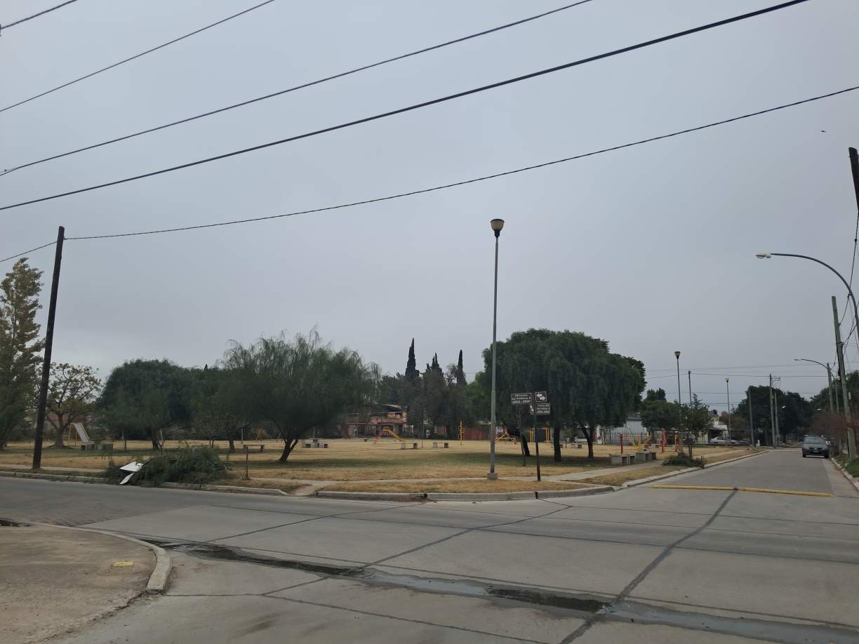 CASA DOS DOR  LOFT 1 DORM - EXCELENTES !!!!