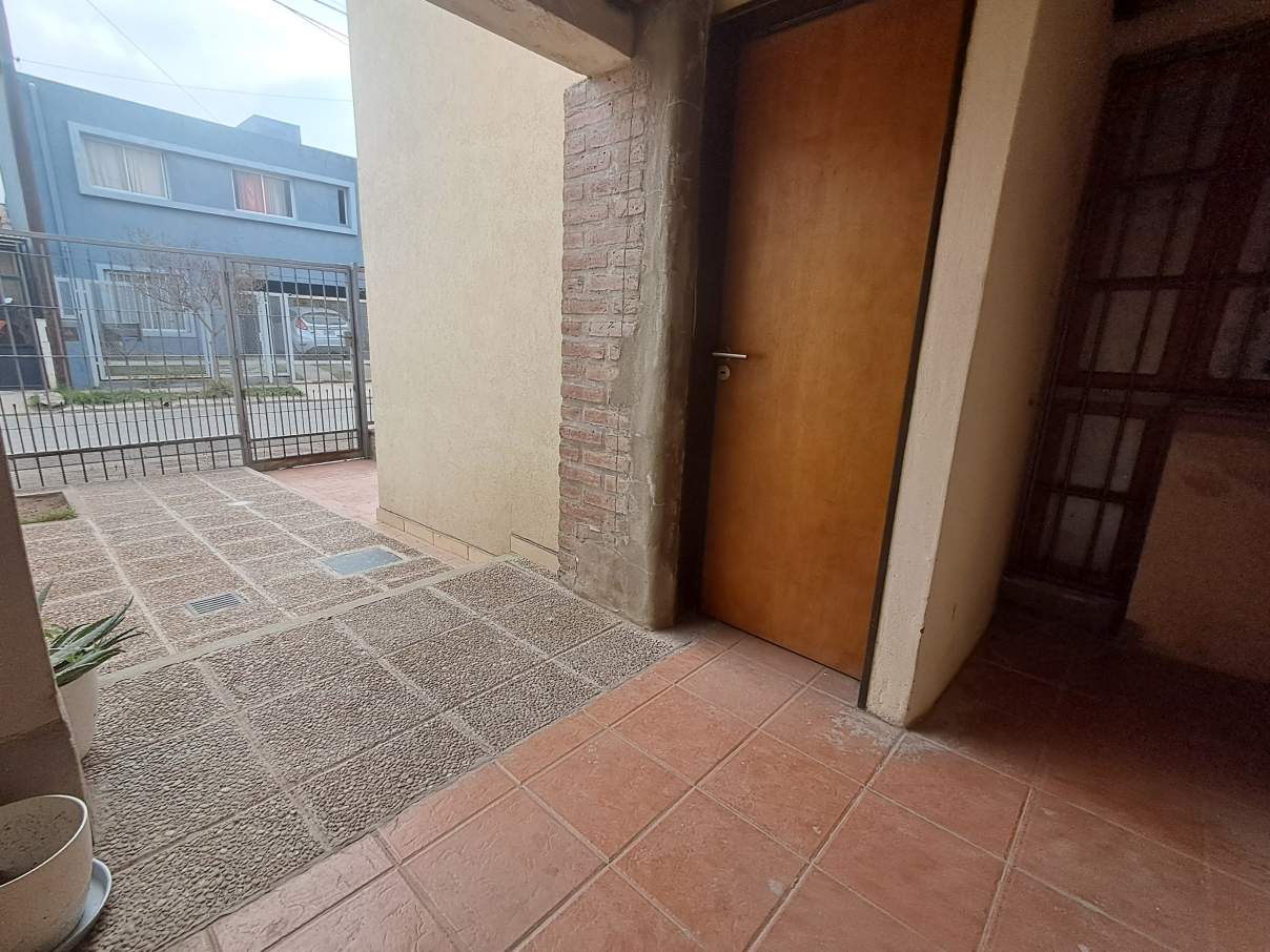 CASA DOS DOR  LOFT 1 DORM - EXCELENTES !!!!