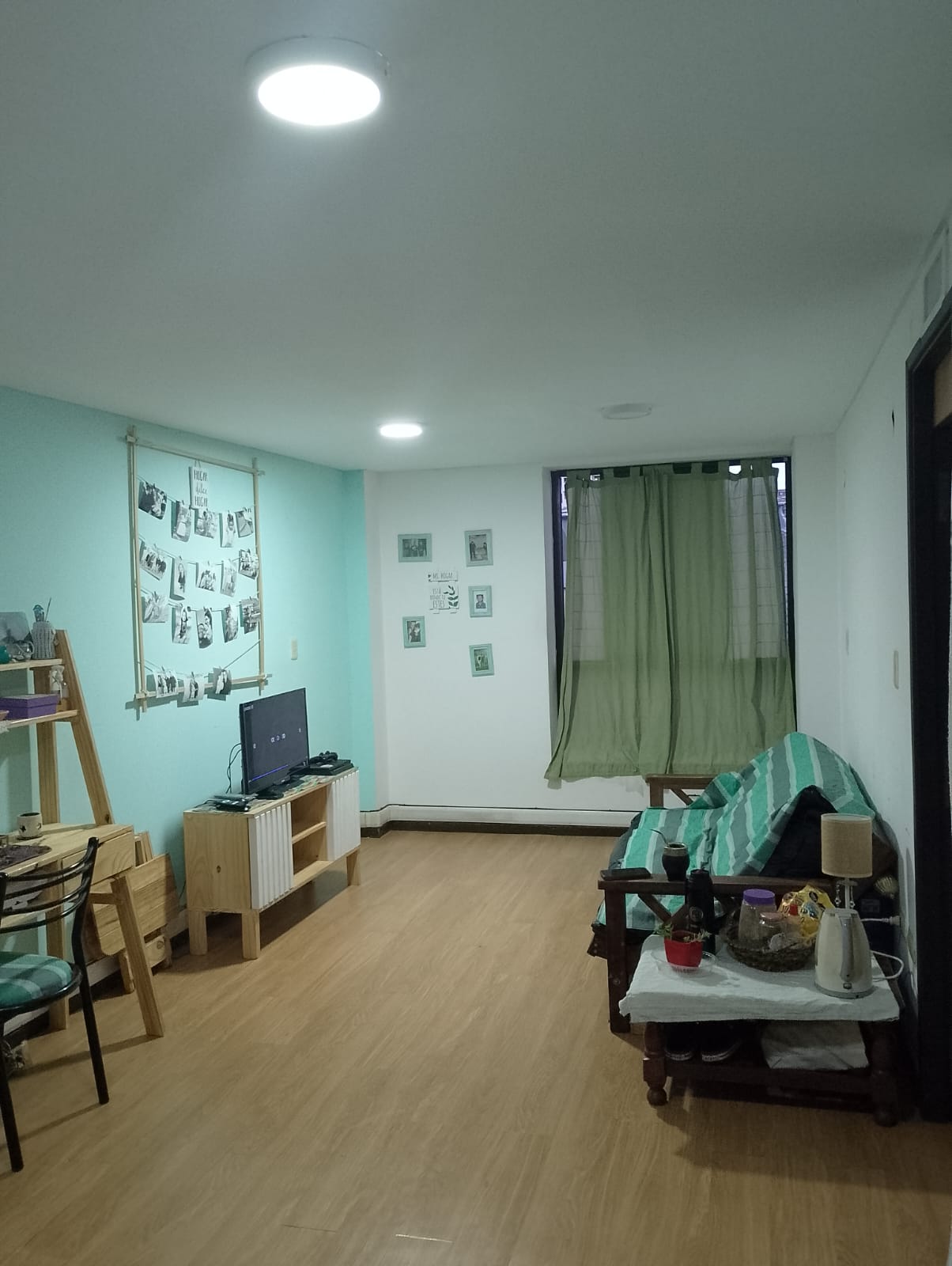 VENDO DEPARTAMENTO 2 DORMITORIOS Y COCHERA-BARRIO CENTRO