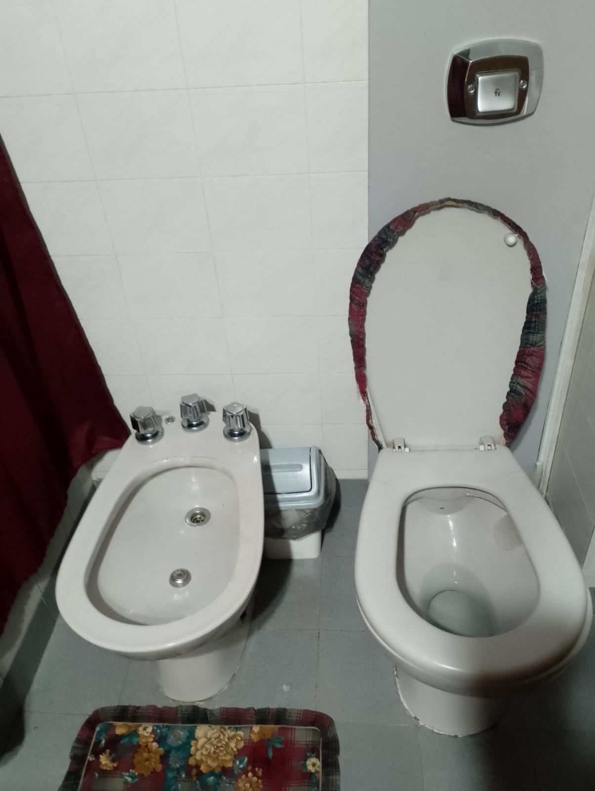 VENDO DEPARTAMENTO 2 DORMITORIOS Y COCHERA-BARRIO CENTRO