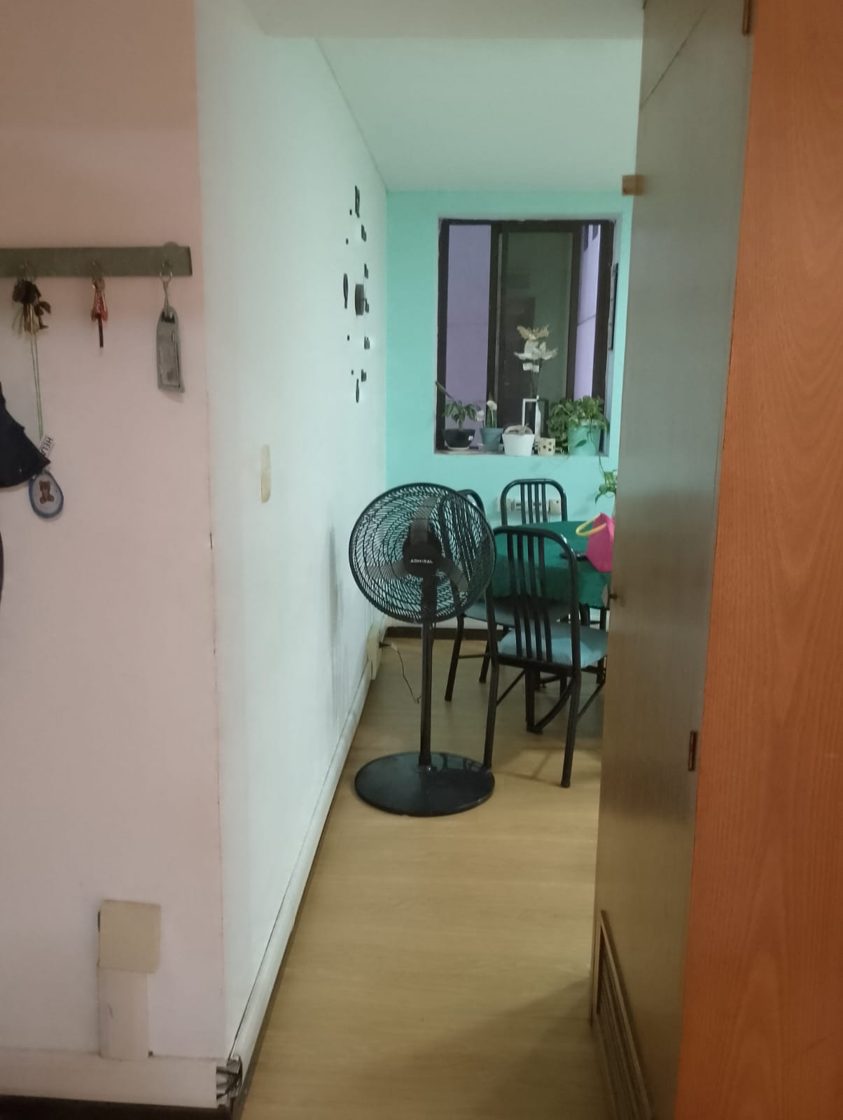 VENDO DEPARTAMENTO 2 DORMITORIOS Y COCHERA-BARRIO CENTRO