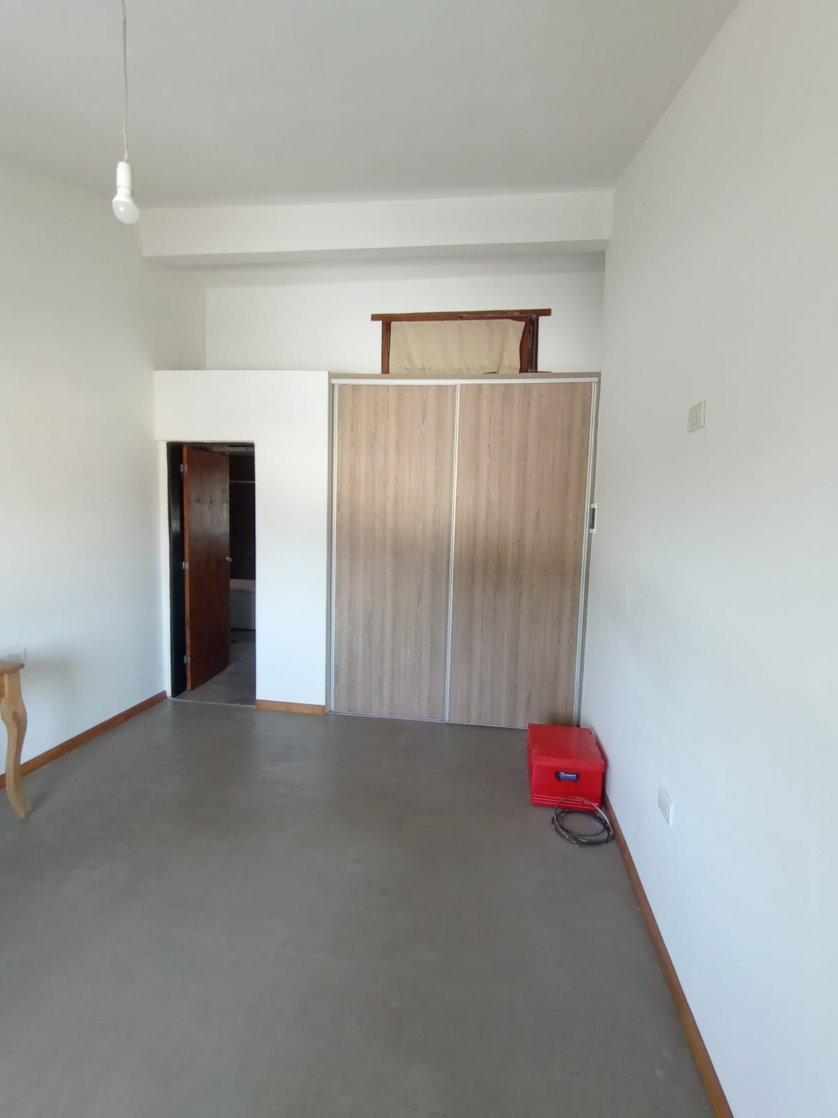 VENDO CASA 3 DORMITORIOS-MATIENZO-APTO CREDITO BANCARIO