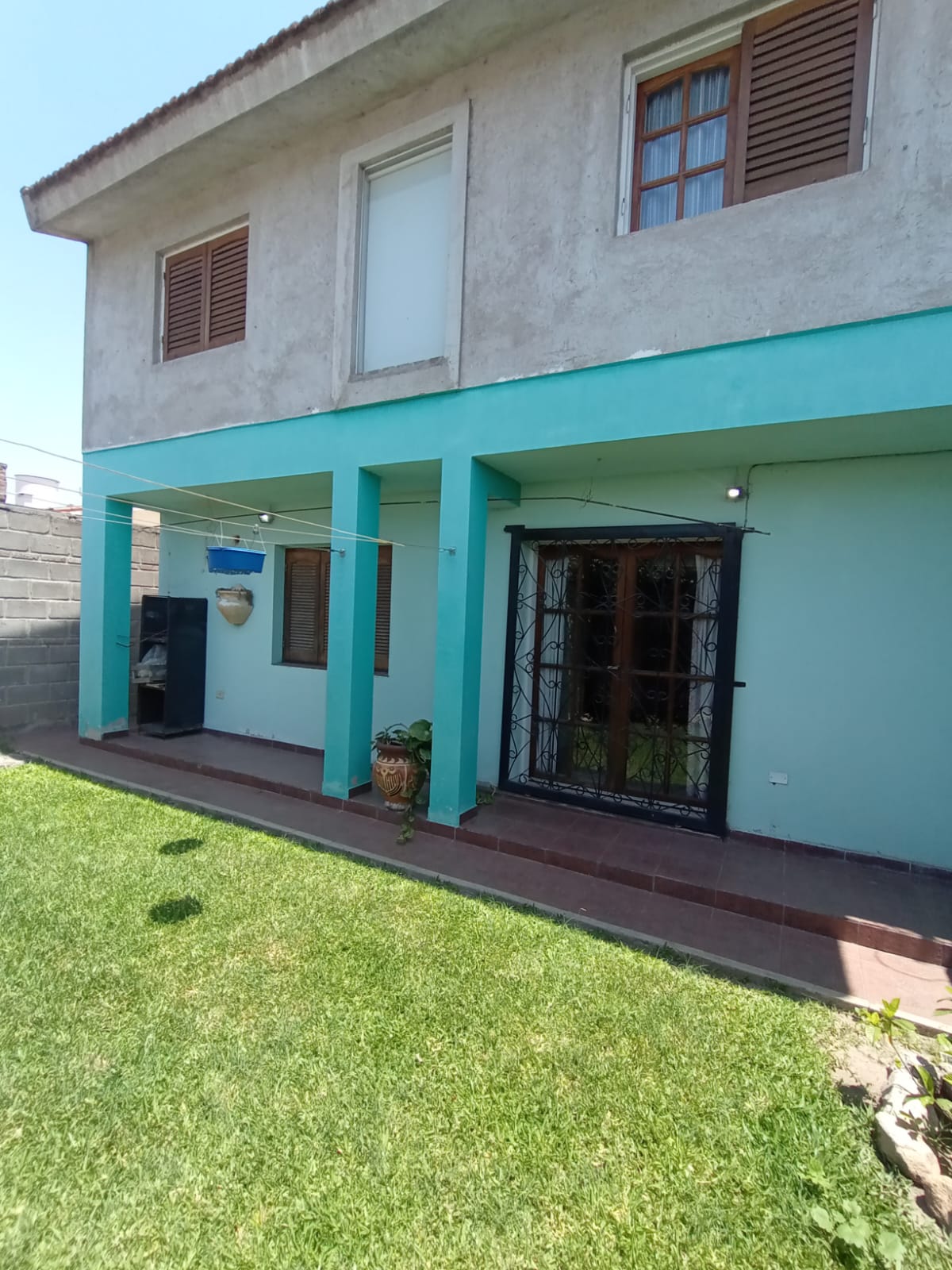 VENDO CASA 3 DORMITORIOS-MATIENZO-APTO CREDITO BANCARIO