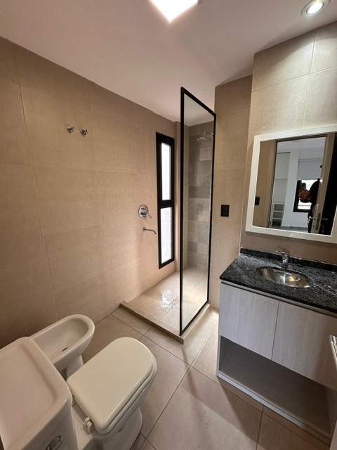 EXCELENTE OPORTUNIDAD DPTO CON UN AÑO DE USO, ESTILO DUPLEX!!!!