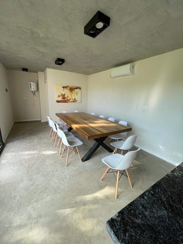 OPORTUNIDAD!!! DUPLEX CATEGORÍA! ZONA JARDIN CLARET!!