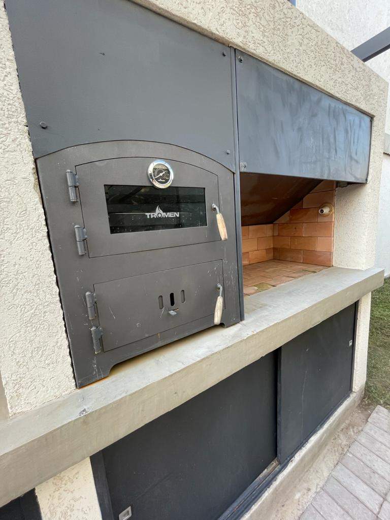 OPORTUNIDAD!!! DUPLEX CATEGORÍA! ZONA JARDIN CLARET!!