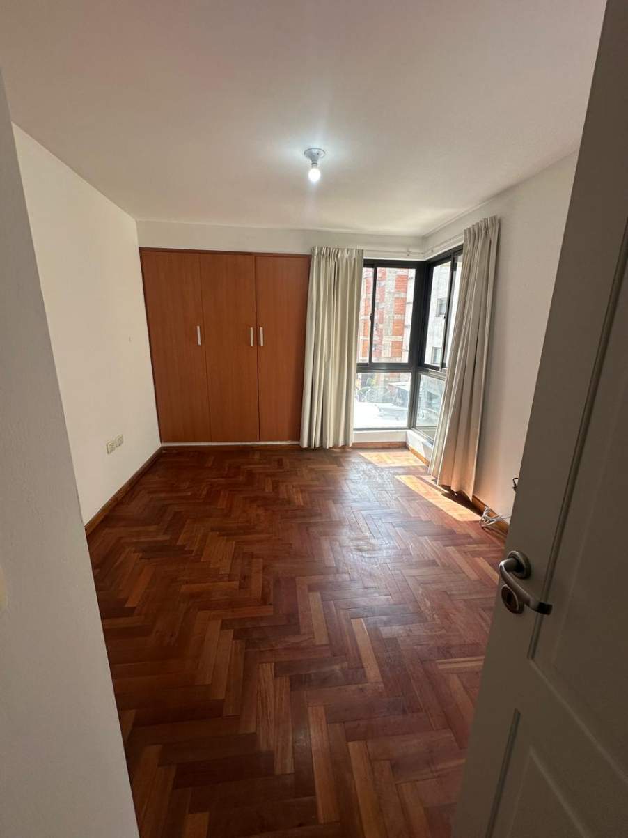 SE VENDE EXCELENTE DPTO DE UN DORMITORIO Y MEDIO EN NUEVA CORDOBA!!!!