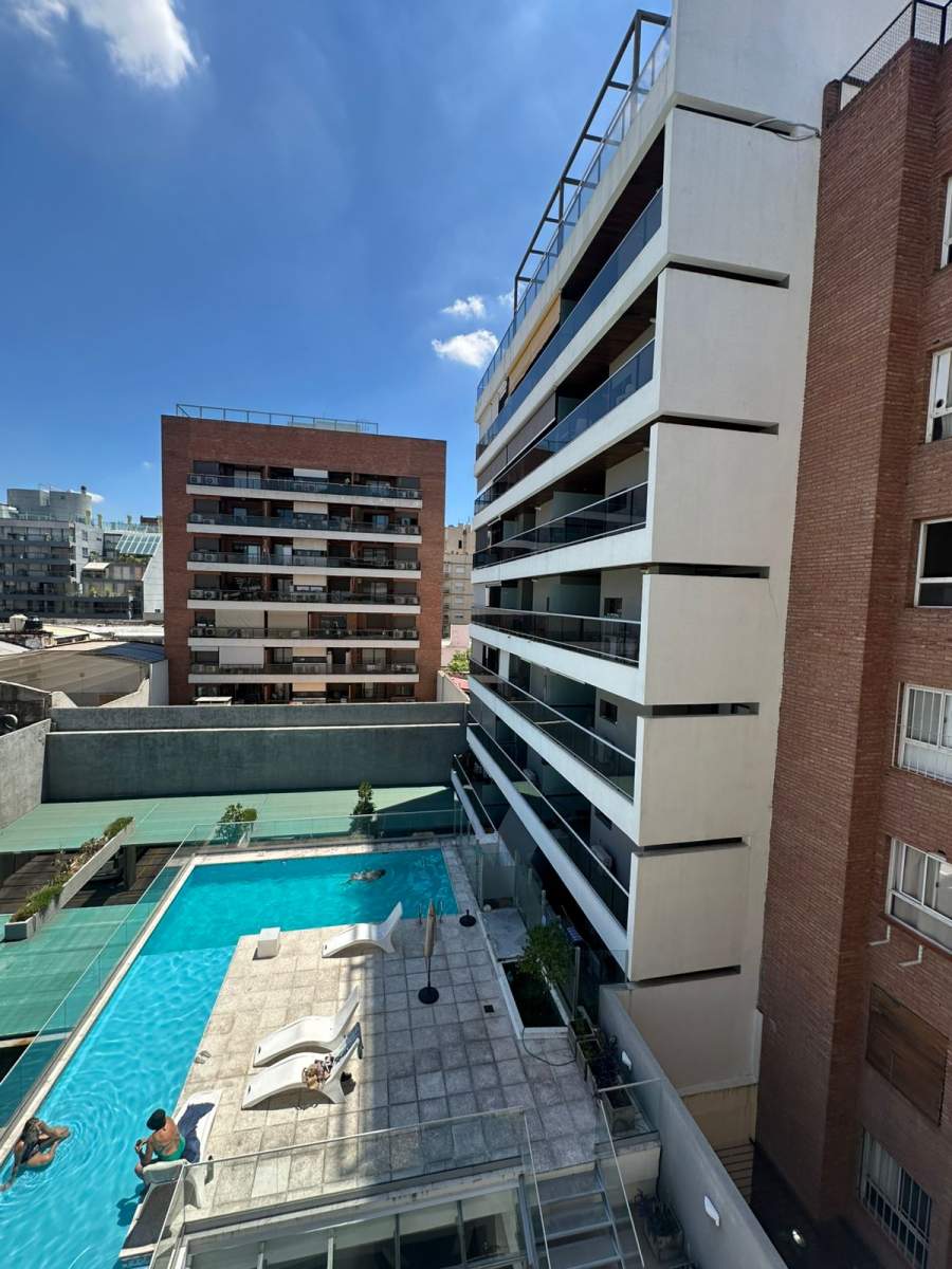 SE VENDE EXCELENTE DPTO DE UN DORMITORIO DE CATEGORIA CON COCHERA!!!!