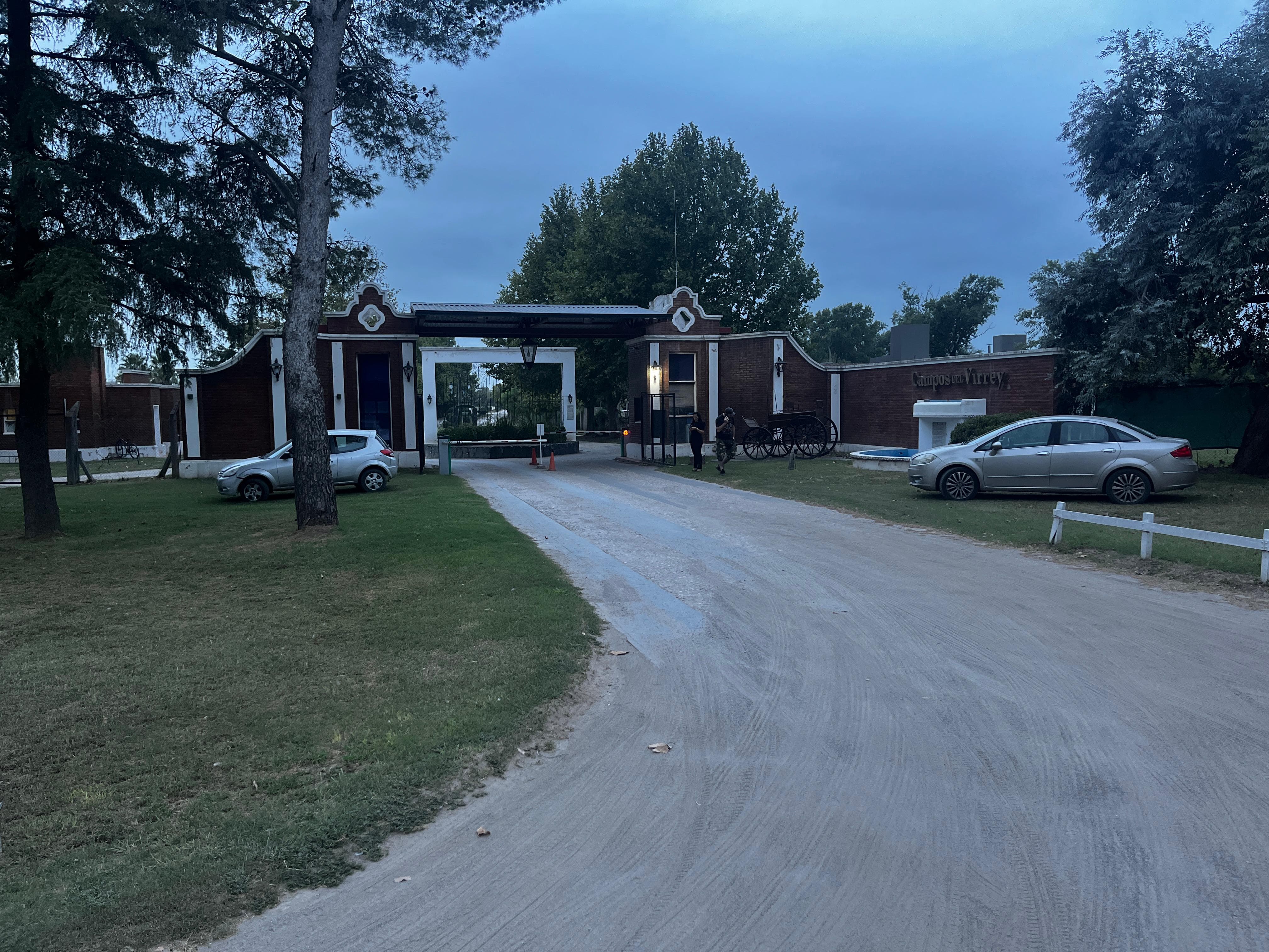 SE ALQUILA CASA EN COUNTRY Barrio Cerrado Campos del Virrey, Santa Ana