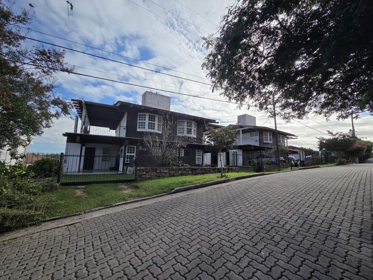 Complejo de Cabañas en Carlos Paz