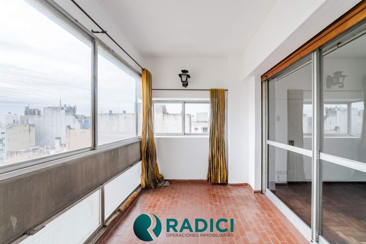 VENTA ESPECTACULAR SEMI PISO A METROS DE CAÑADA C COCHERA! SOBRE AV COLON! LO VEMOS!