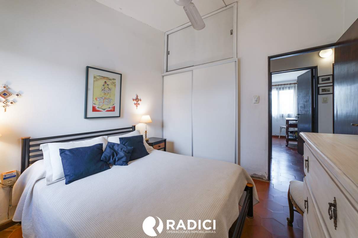 VENTA VENI A CONOCER ESTA CASA - 3 DOR, GRAN PATIO CON PILETA Y QUINCHO - TE VA A ENCANTAR !!!