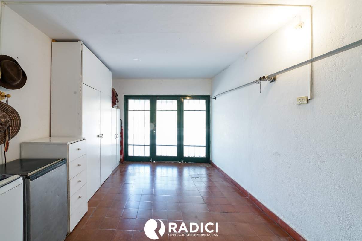 VENTA VENI A CONOCER ESTA CASA - 3 DOR, GRAN PATIO CON PILETA Y QUINCHO - TE VA A ENCANTAR !!!