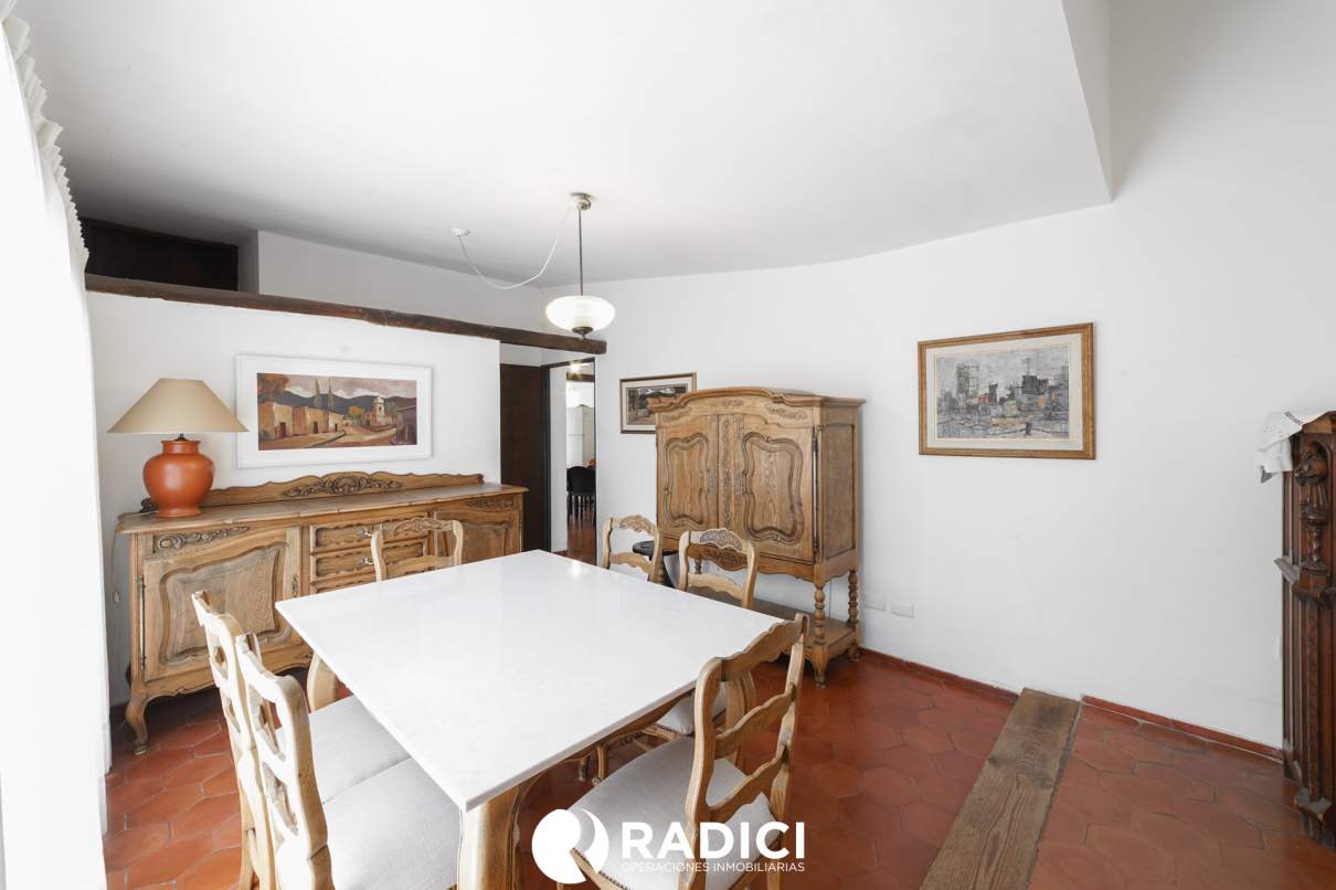 VENTA VENI A CONOCER ESTA CASA - 3 DOR, GRAN PATIO CON PILETA Y QUINCHO - TE VA A ENCANTAR !!!