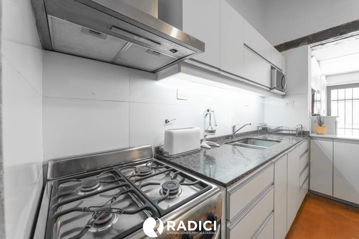 VENTA VENI A CONOCER ESTA CASA - 3 DOR, GRAN PATIO CON PILETA Y QUINCHO - TE VA A ENCANTAR !!!