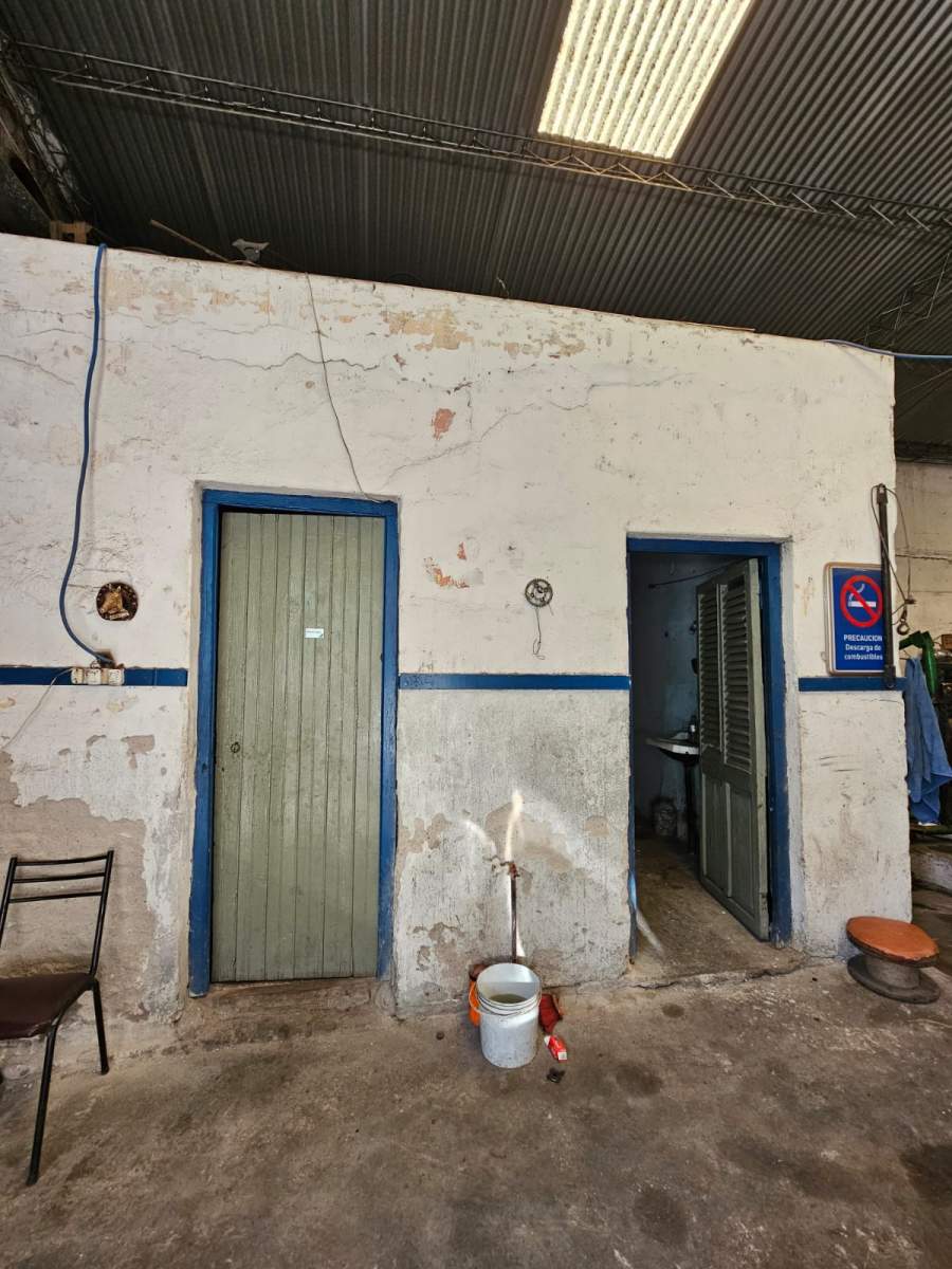 IMPERDIBLE GALPON EN VENTA EN B PUEYRREDON A METROS DE AV. PATRIA - LO VEMOS