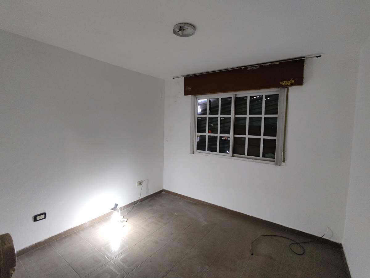 ALQUILER CASA 4 DORMITORIOS -SUCRE 1872- ALTA CORDOBA