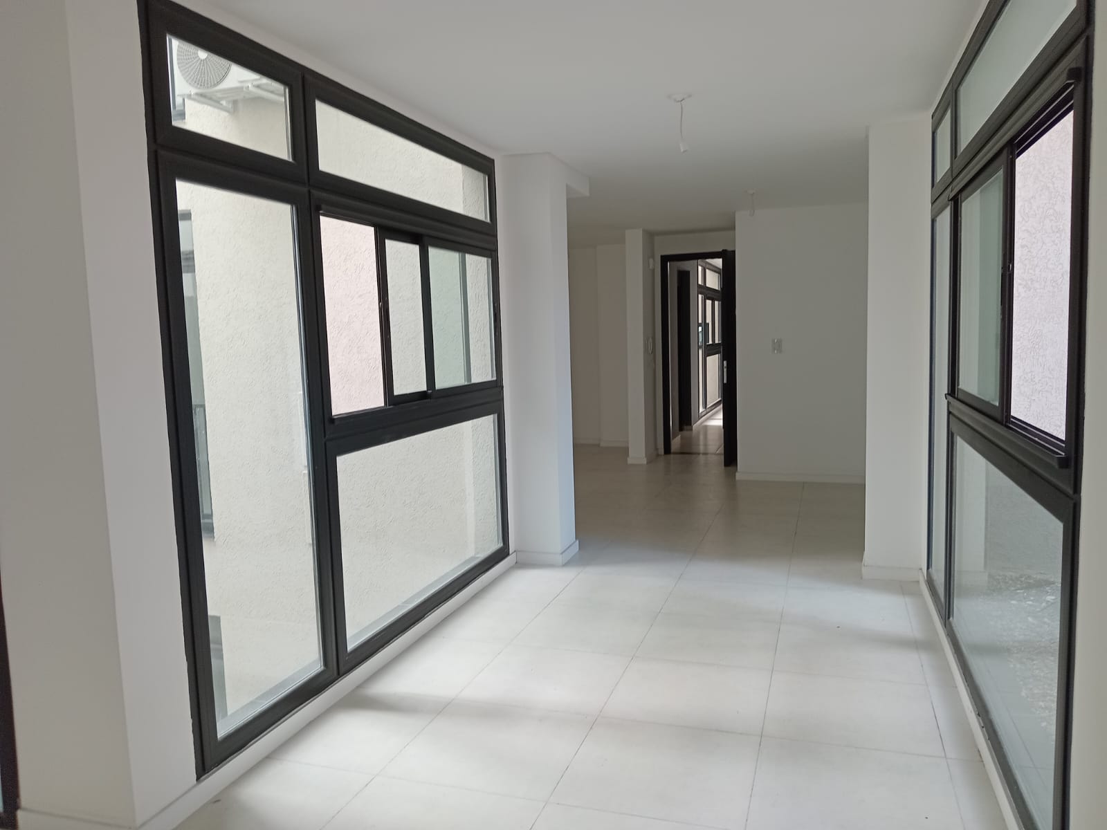 Alquiler Anual - Dpto de 3 dormitorios - Semipiso - Carlos Paz