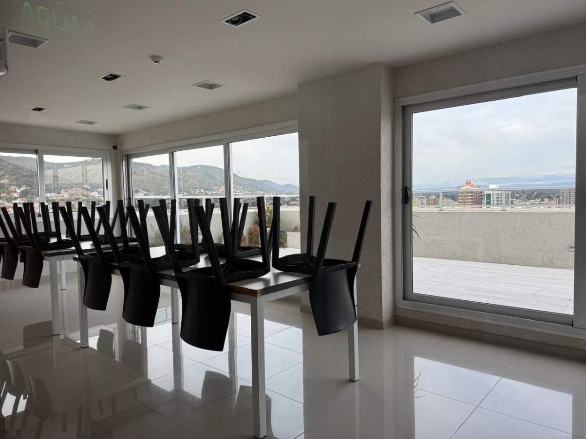 DEPARTAMENTO MONOAMBIENTE EN VENTA, EDIFICIO OPERA FUN, TORRE III