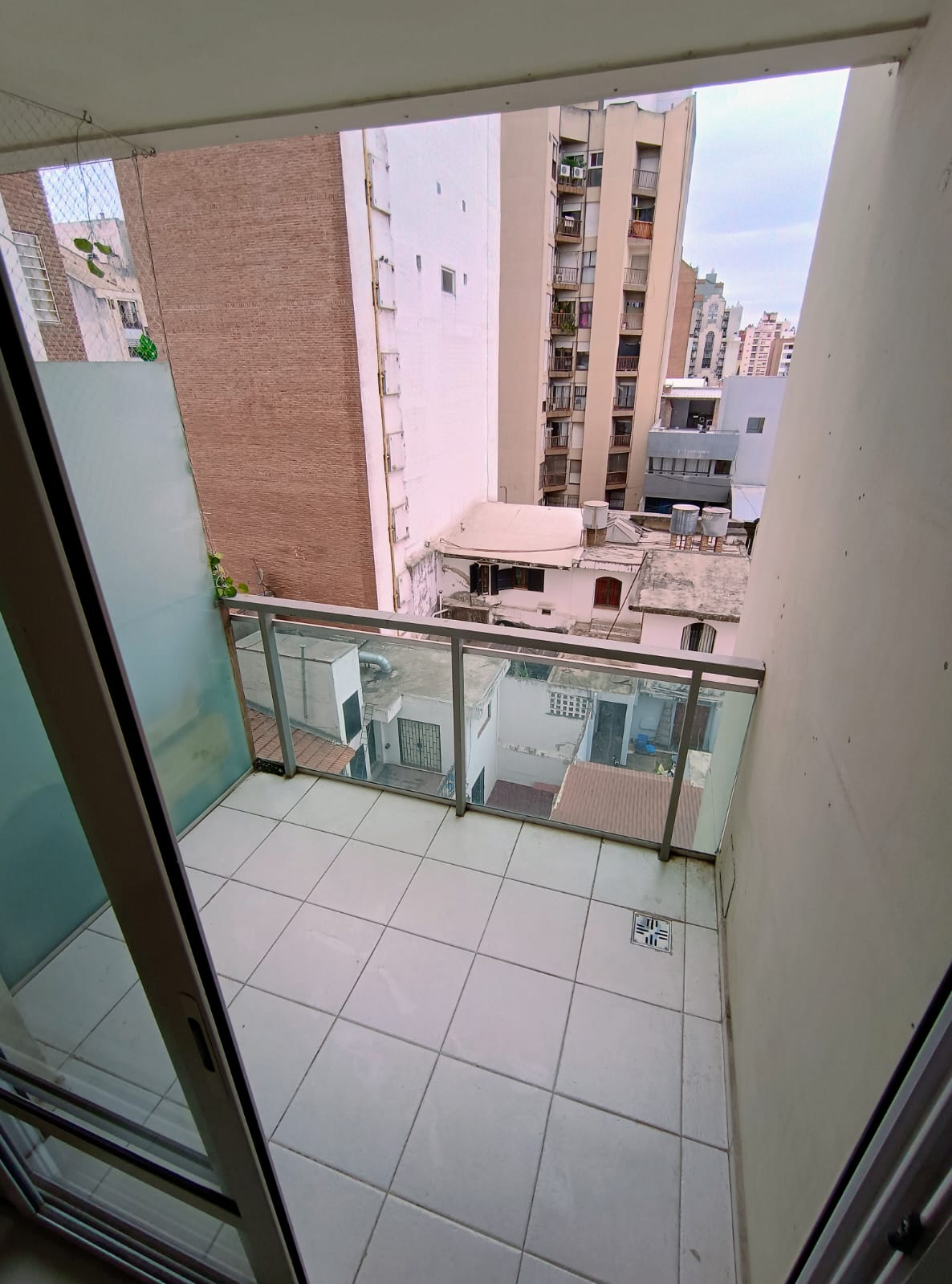 A METROS DE TODO, TU DEPTO EN EL CENTRO - ALQUILER 1 DORM