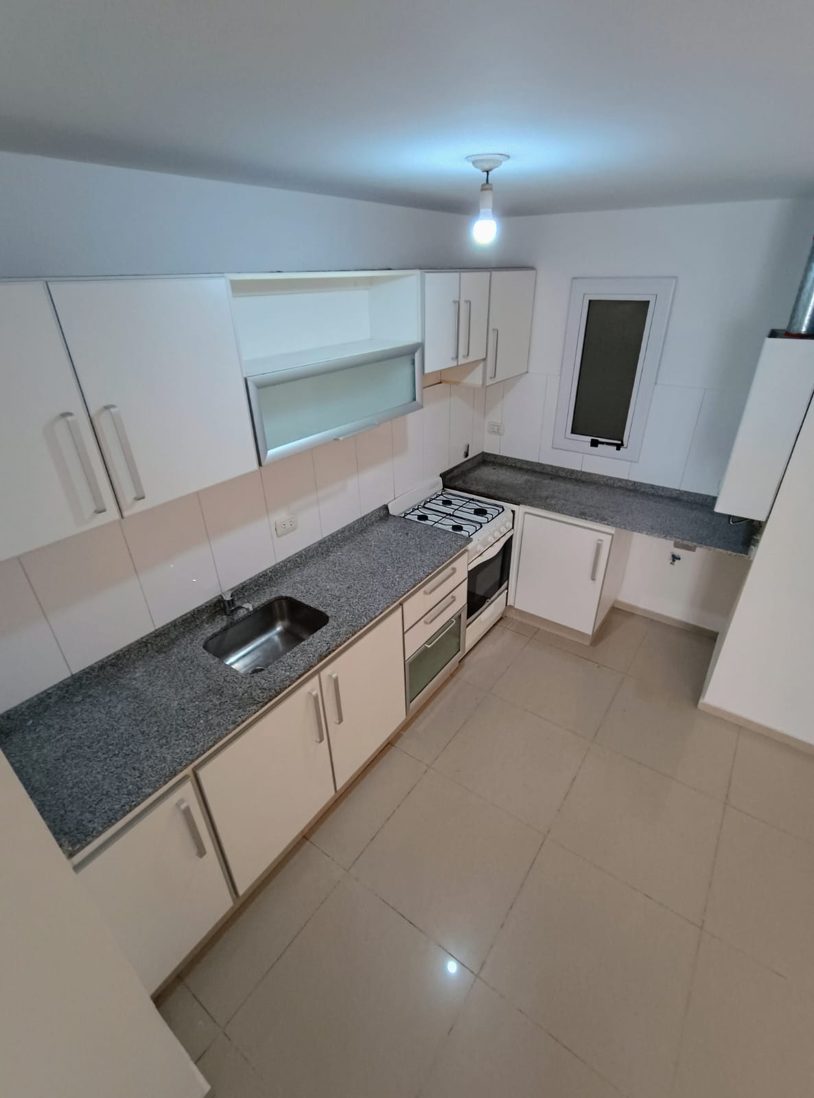 A METROS DE TODO, TU DEPTO EN EL CENTRO - ALQUILER 1 DORM