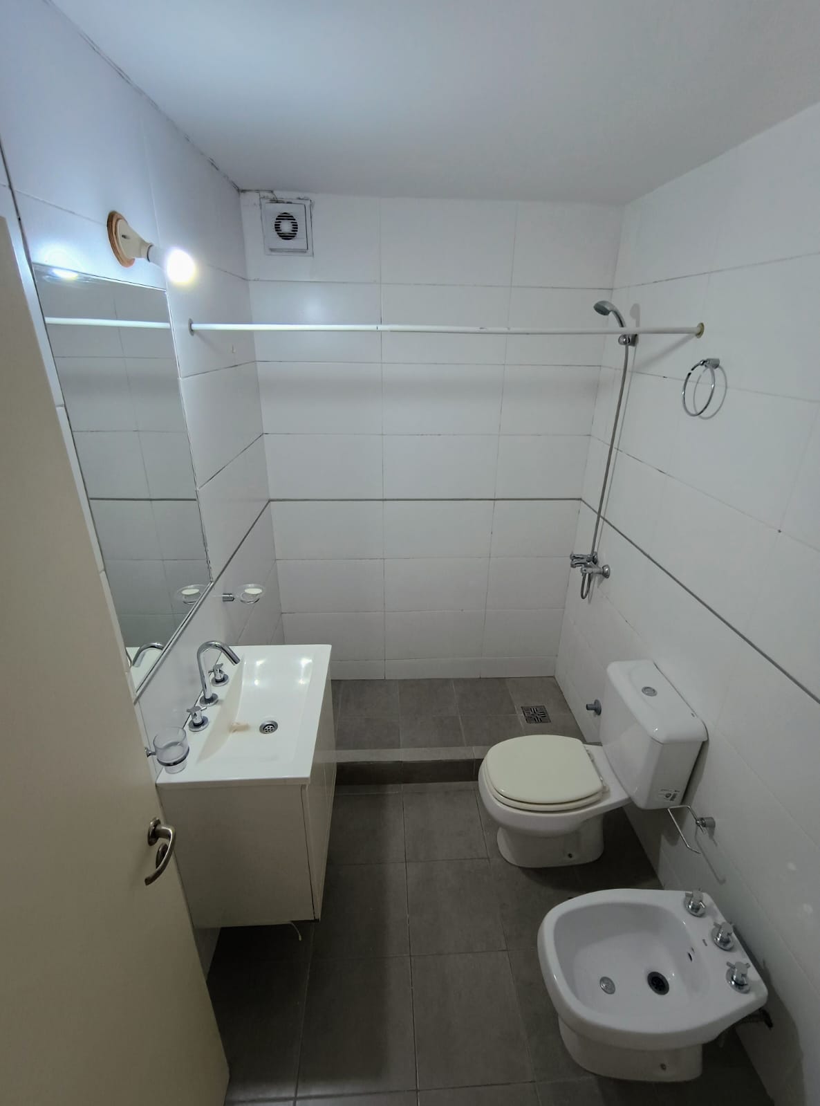 A METROS DE TODO, TU DEPTO EN EL CENTRO - ALQUILER 1 DORM