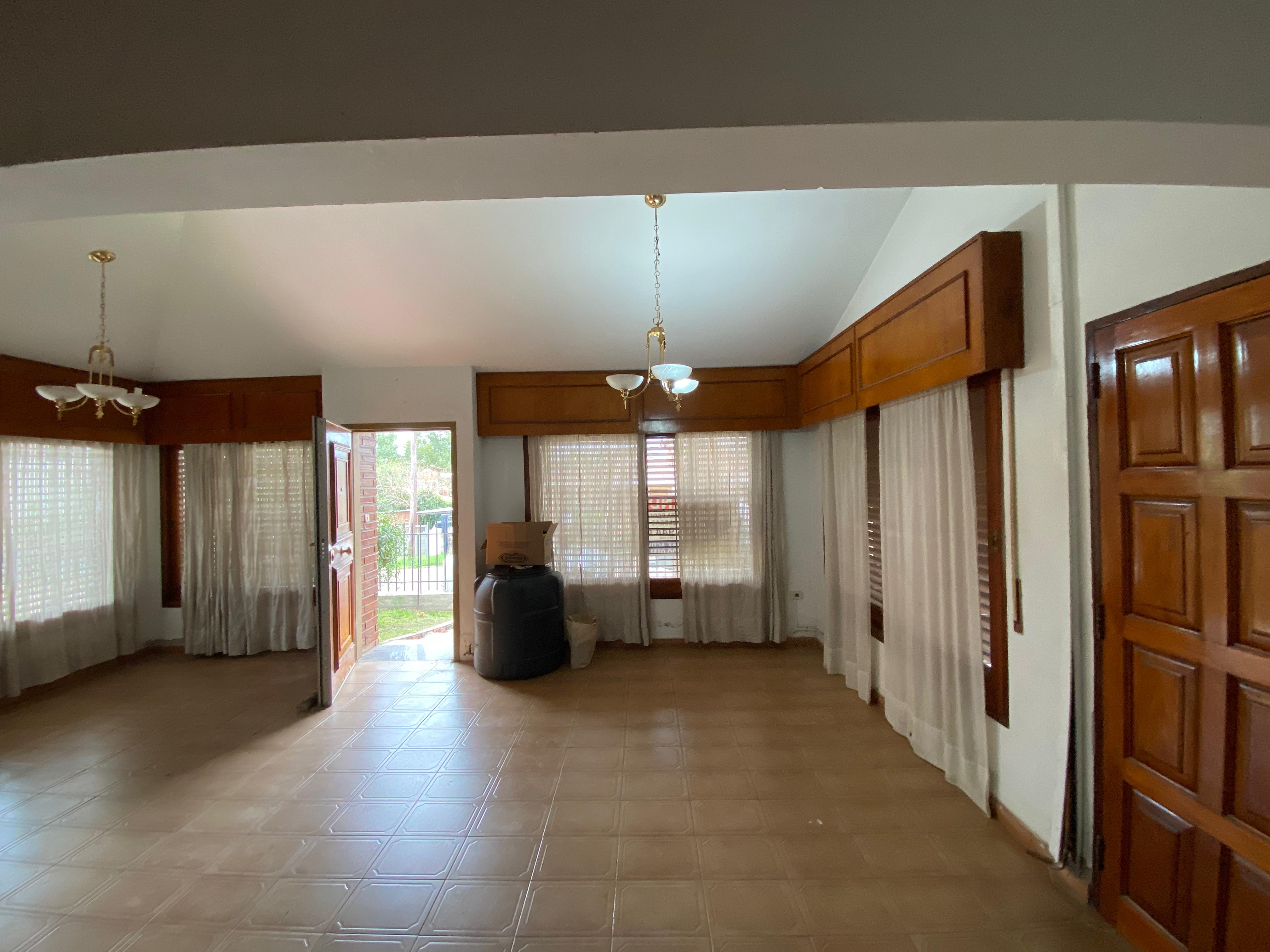 SE VENDE CASA DE 3 DORM A MTS DEL RIO,BARRIO SOL Y RIO