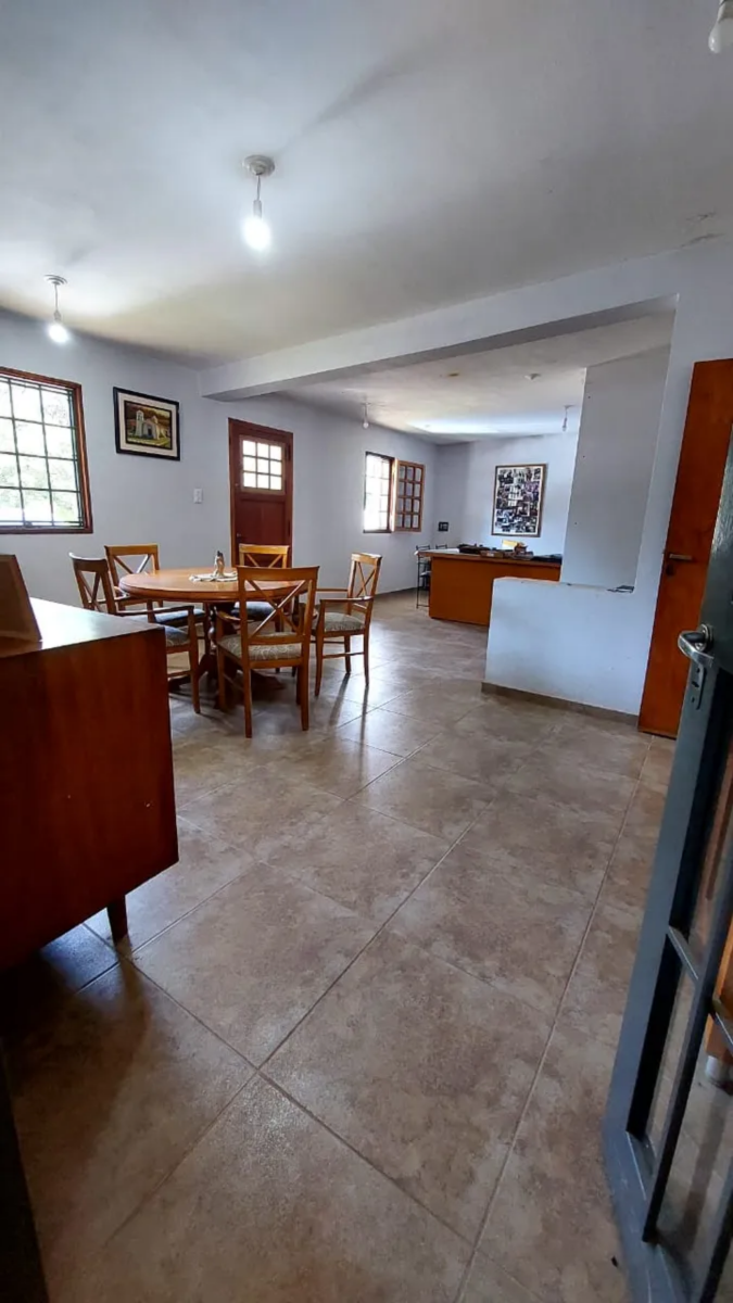 2 Naves Industriales  7 Locales  2 Casas - Villa Allende