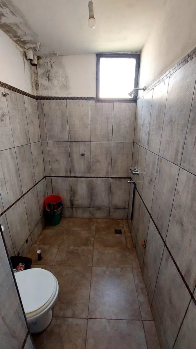 2 Naves Industriales  7 Locales  2 Casas - Villa Allende